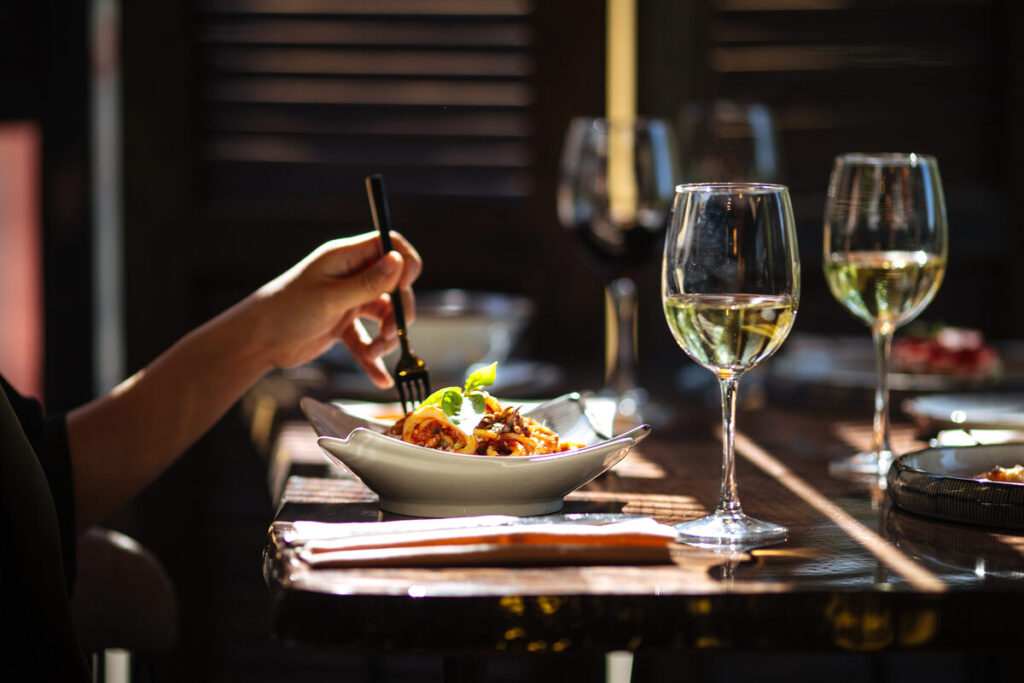 The Best Dining in Tippecanoe Springs: A Local Food Lover’s Guide to Monticello, Indiana